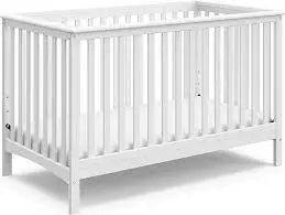 the best baby cribs for short moms